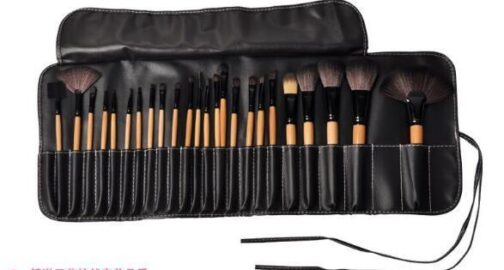 24 Pcs Makeup Brush Set – Professional Cosmetic Brushes for Foundation, Eyeshadow, and More (Gift Bag) - Image 4